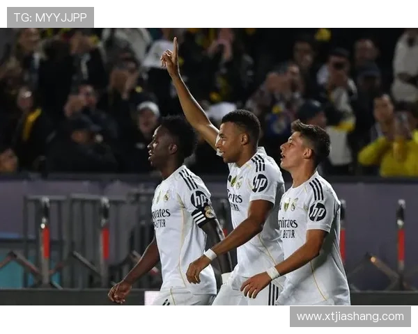 维尼修斯进球却失点 皇马补时遭绝杀客场不敌瓦伦西亚 维尼修斯进球却失点 皇马补时遭绝杀客场不敌瓦伦西亚