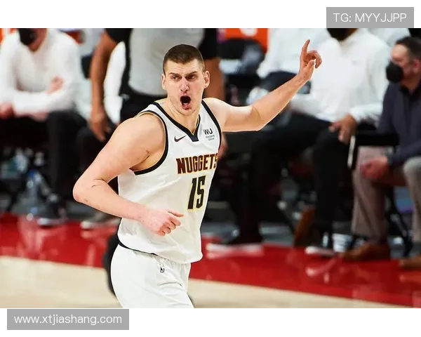 约基奇准三双助掘金击败勇士 强势表现引领球队拿下胜利